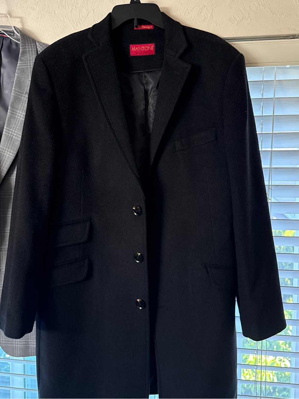 Mantoni Men's Black Wool Blend Pea Coat